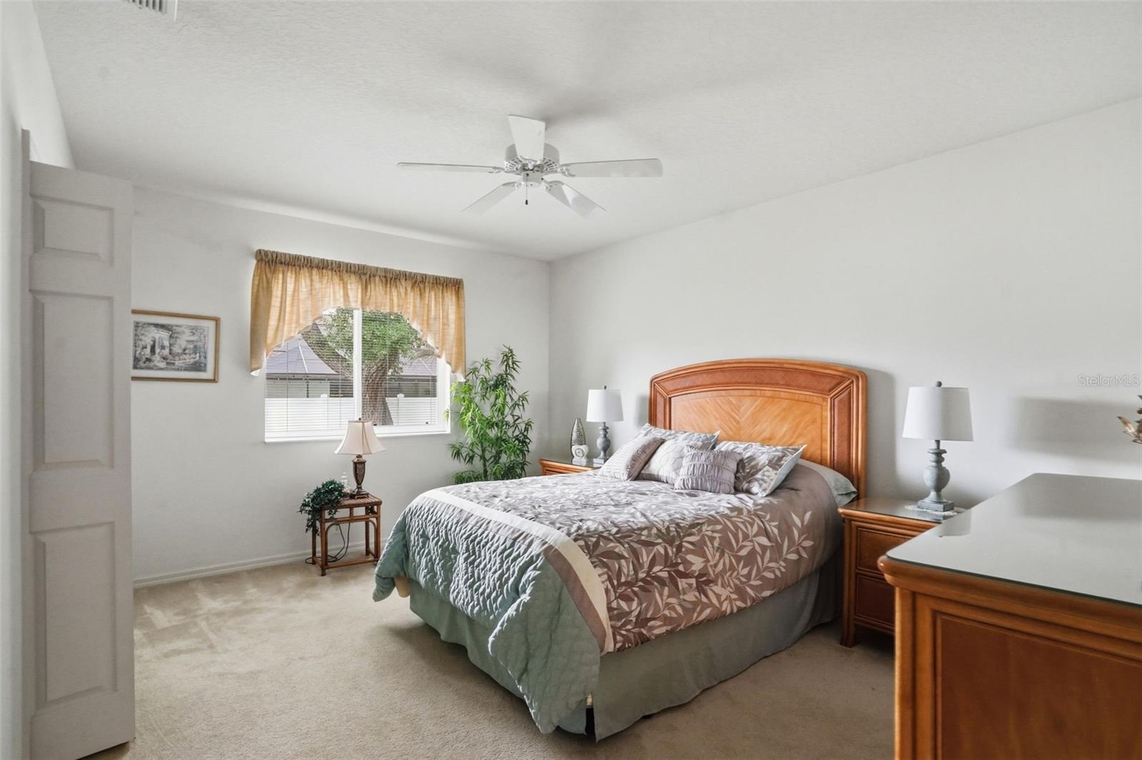 REGENCY OAKS - Residential