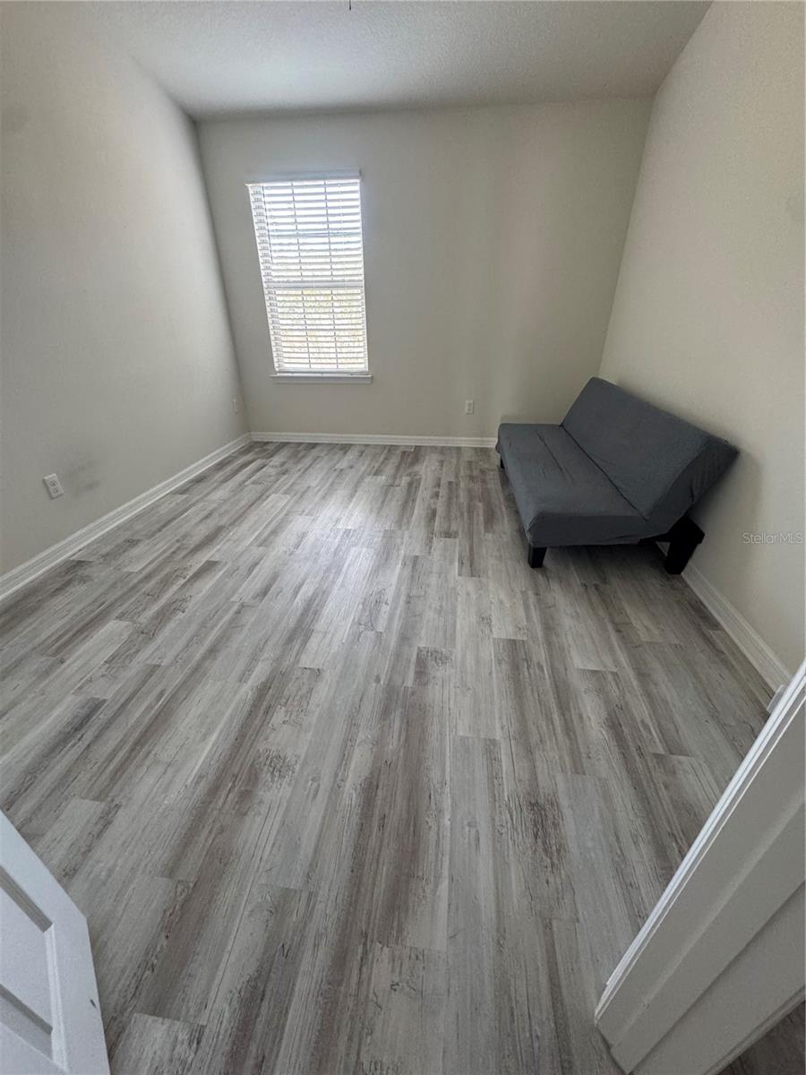 EMERSON NORTH TWNHMS - Residential Lease