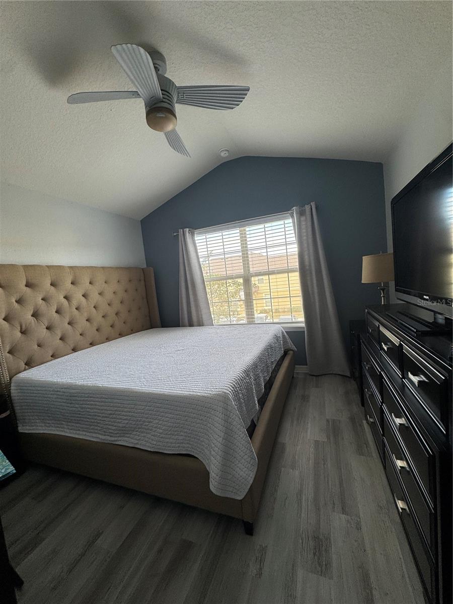 EMERSON NORTH TWNHMS - Residential Lease