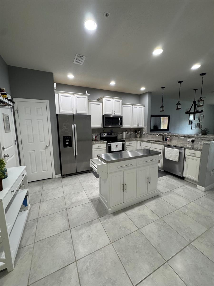 EMERSON NORTH TWNHMS - Residential Lease