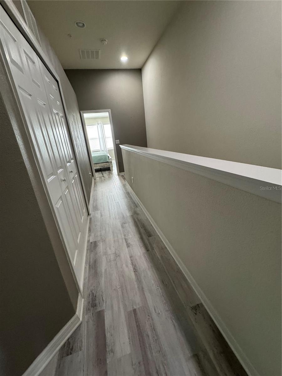 EMERSON NORTH TWNHMS - Residential Lease