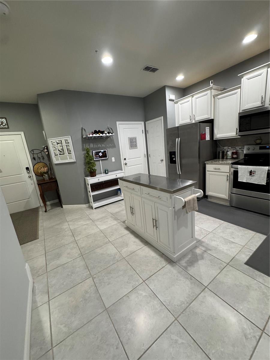 EMERSON NORTH TWNHMS - Residential Lease