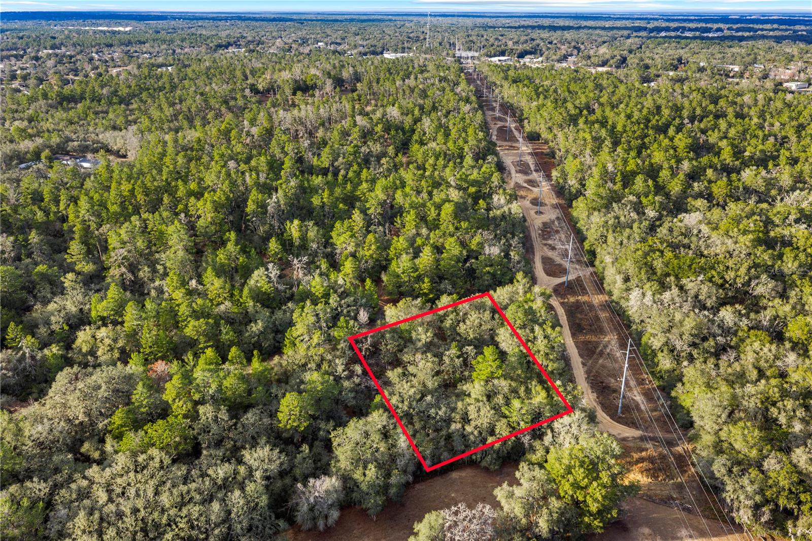 INVERNESS VILLAGE UNIT 03 - Land