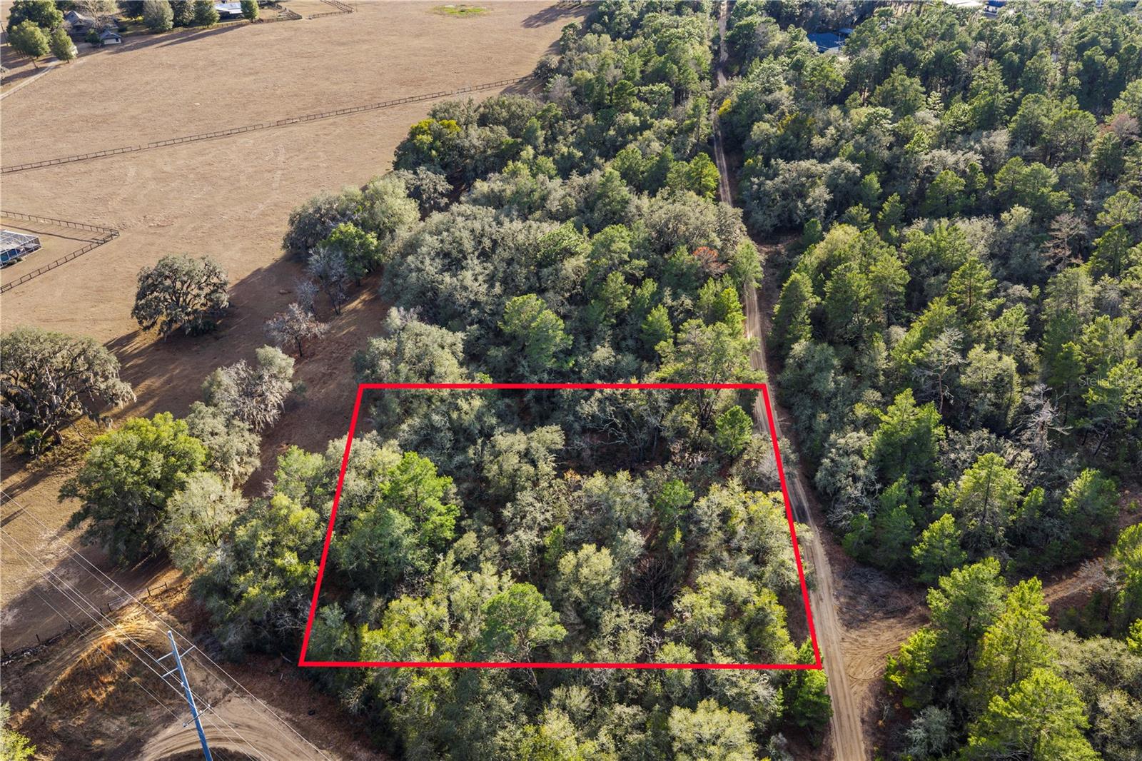 INVERNESS VILLAGE UNIT 03 - Land