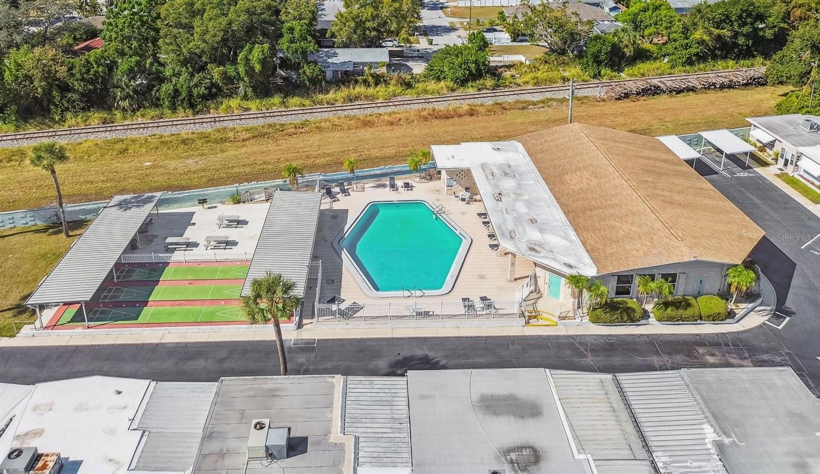 SHANGRI-LA - Residential