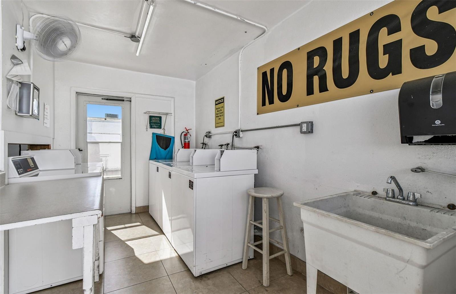 SHANGRI-LA - Residential