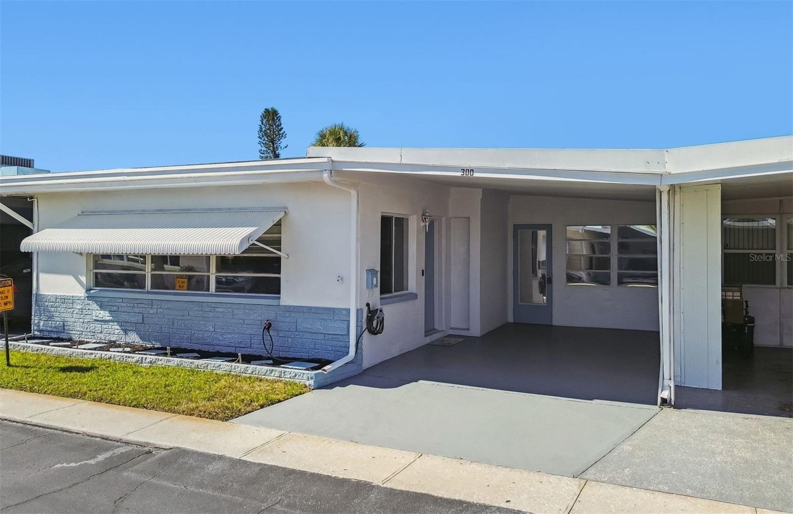 SHANGRI-LA - Residential