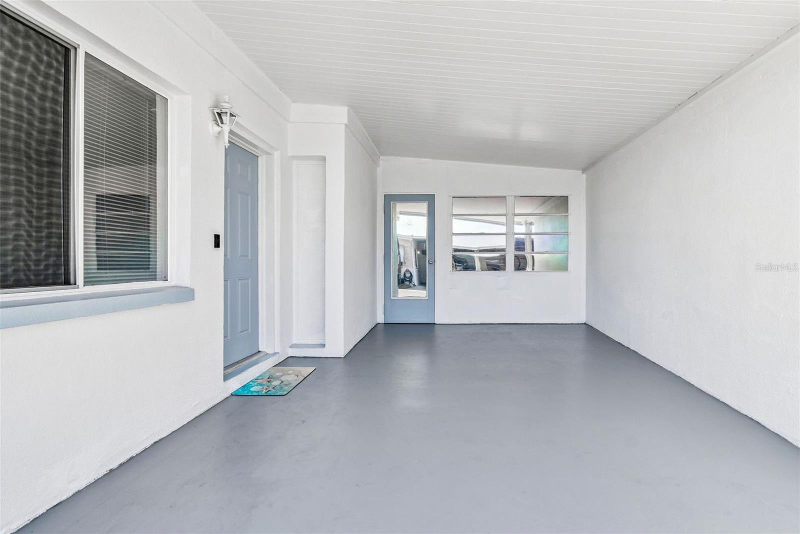 SHANGRI-LA - Residential