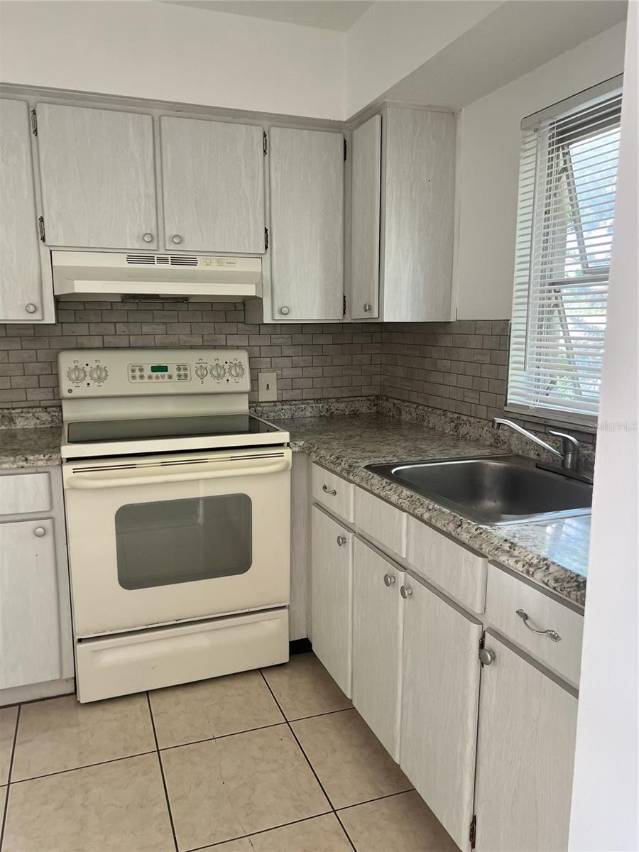 HOUFFS RIO VISTA ADD 2ND PT REP - Residential Lease