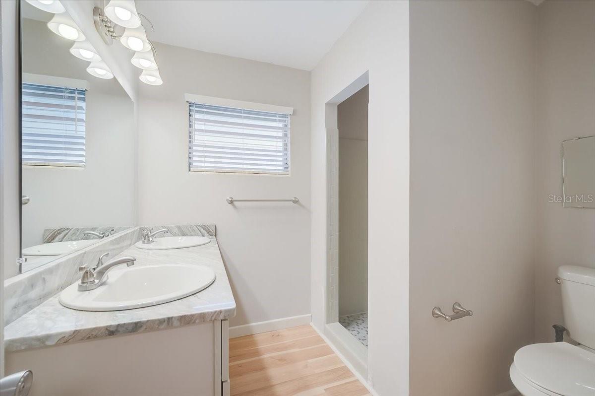 VALENCIA TERRACE REV - Residential Lease