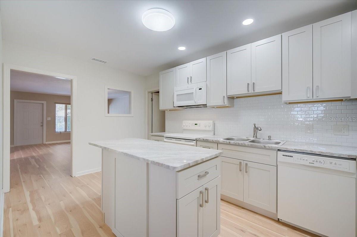 VALENCIA TERRACE REV - Residential Lease