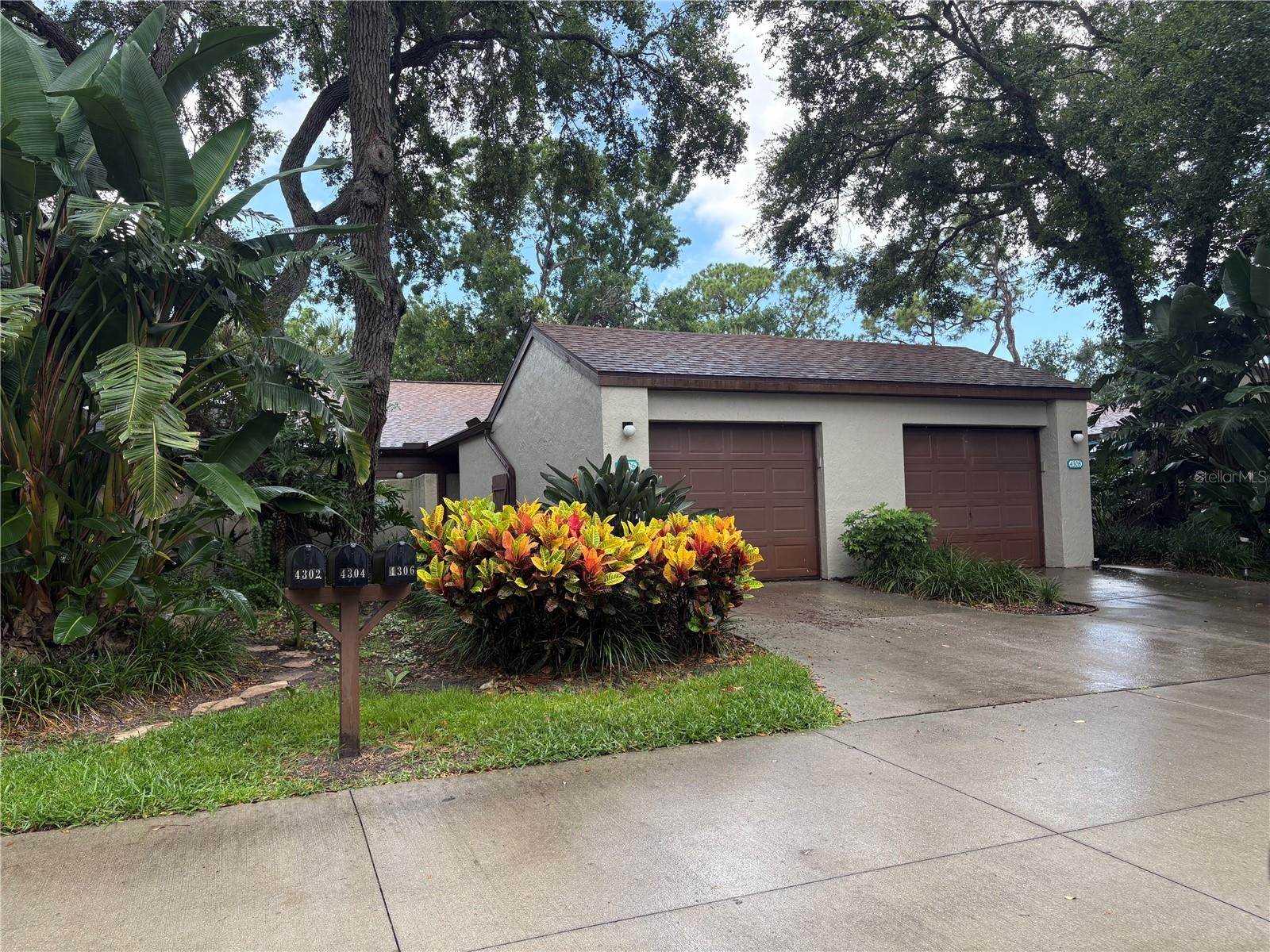 MOTIVATED SELLER!! This villa is in the sought-after community of Forty Three West in West Bradenton with lush landscape, community pool, pickleball and no age restrictions. An opportunity to make this unit shine as the current condition needs TLC. AC not working. 2 bedroom, 2 bath, both with walk-in closets and ample living room space. Open floor plan. Front and rear private courtyard and a single car garage.