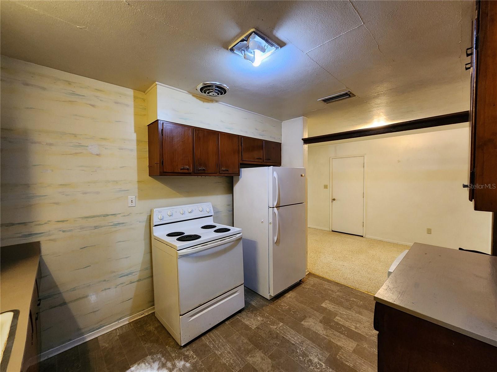 MASON MANOR - Residential Lease