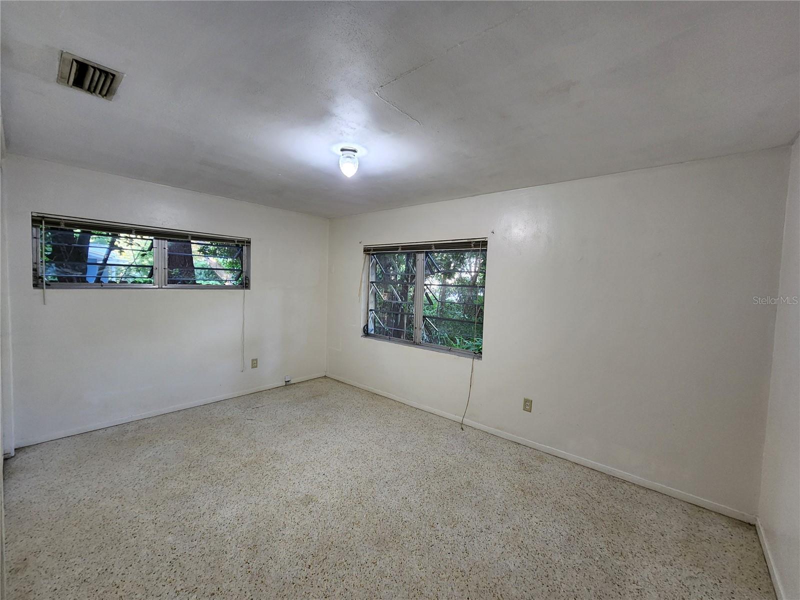 MASON MANOR - Residential Lease