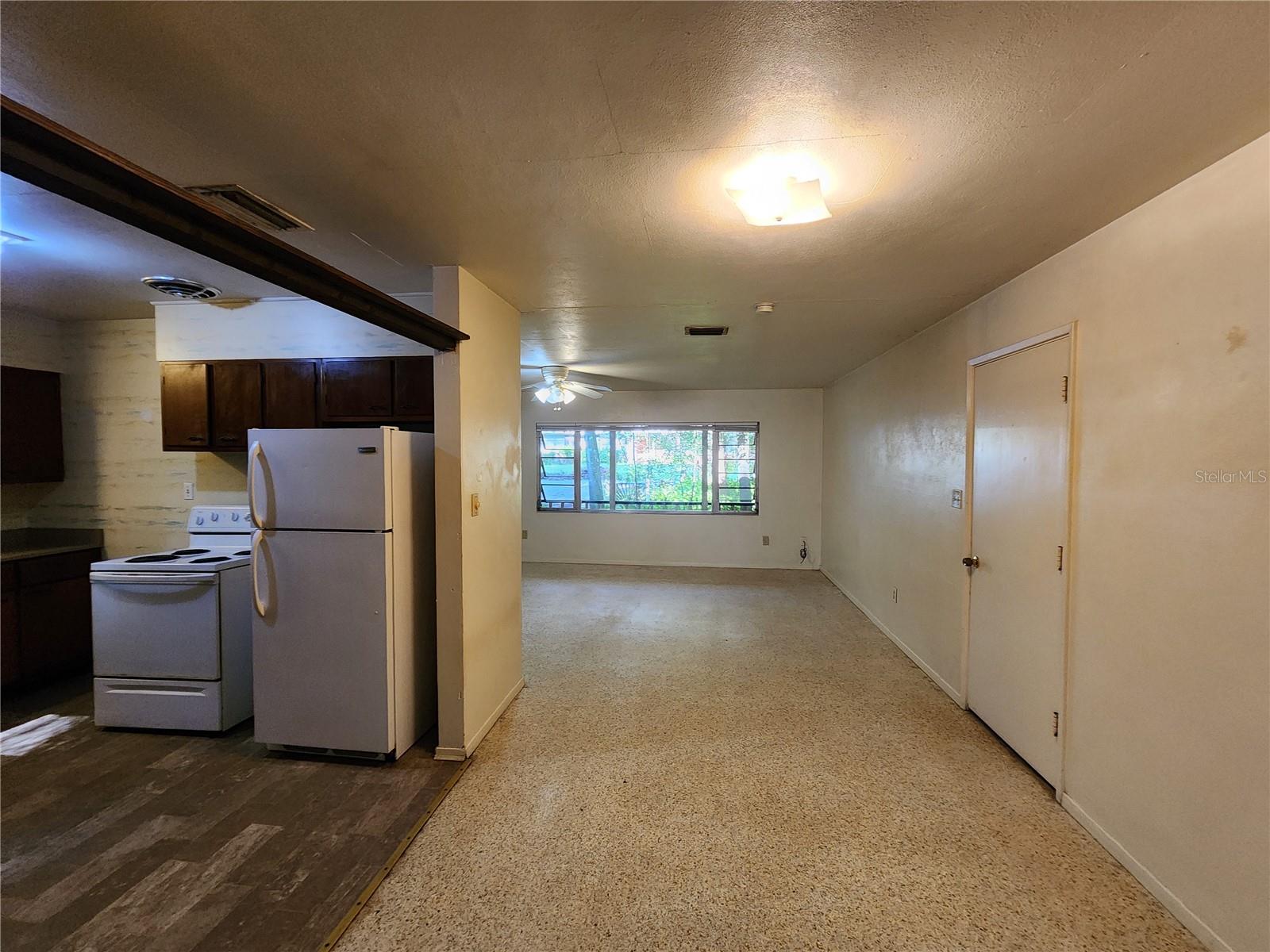MASON MANOR - Residential Lease