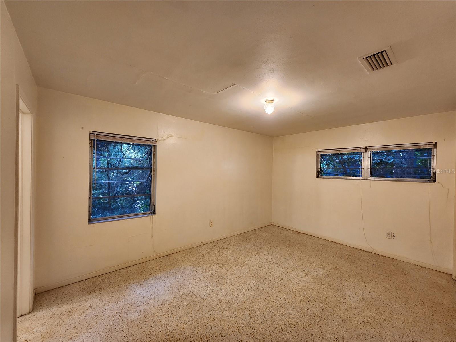 MASON MANOR - Residential Lease