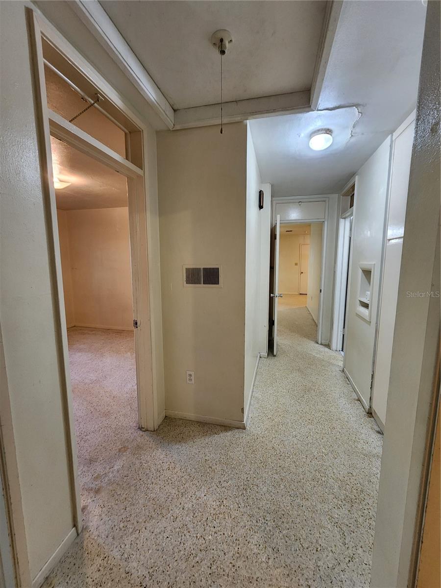 MASON MANOR - Residential Lease