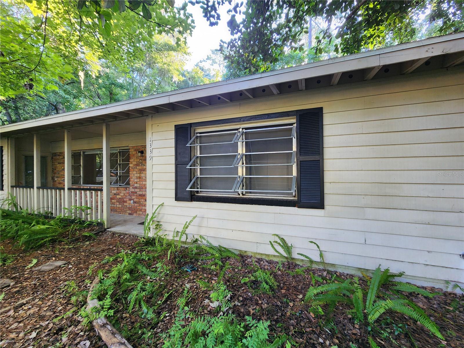 MASON MANOR - Residential Lease