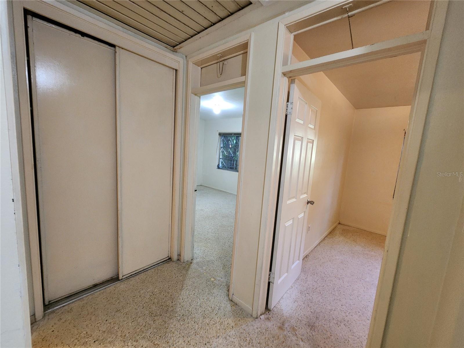MASON MANOR - Residential Lease