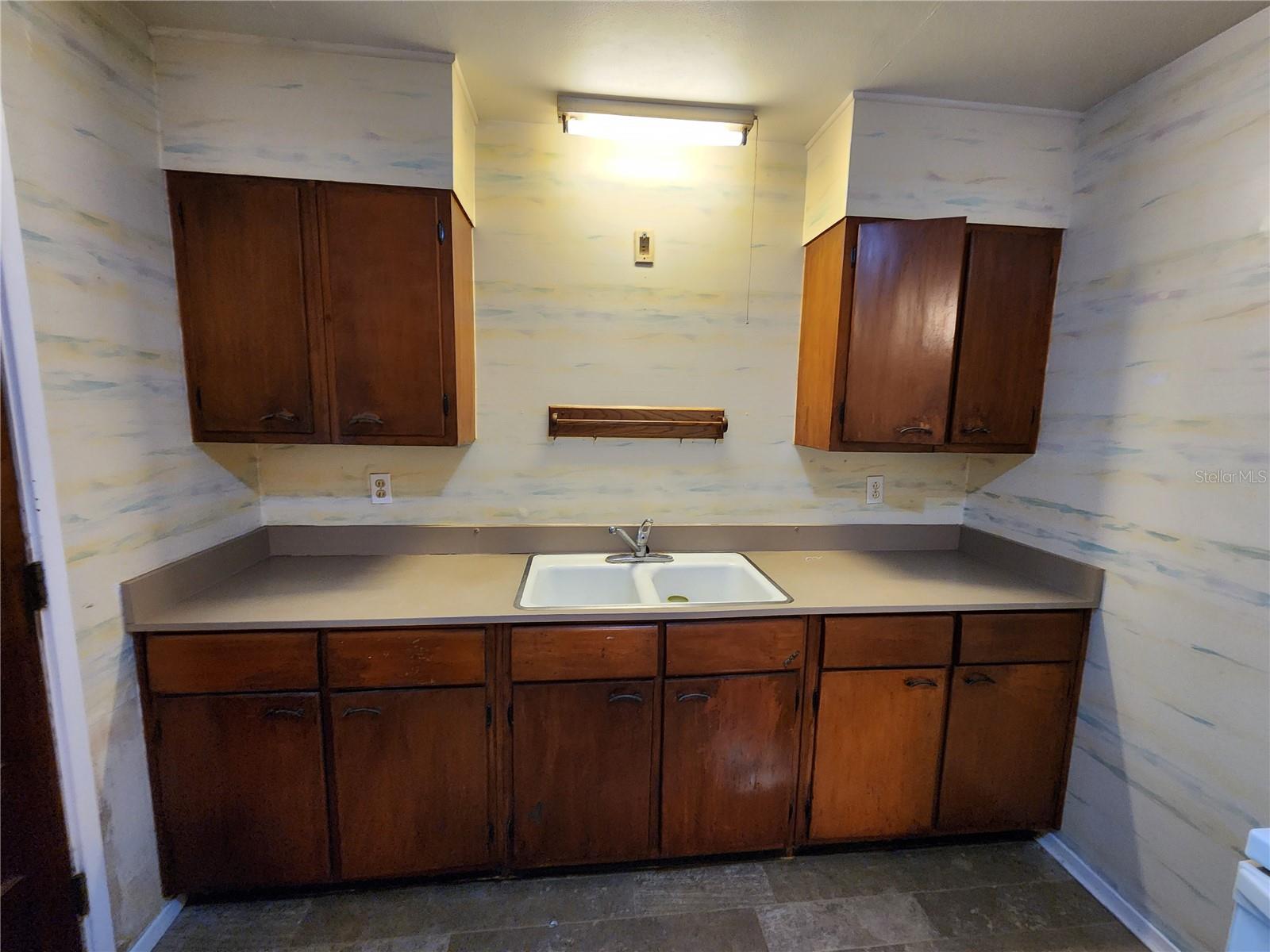 MASON MANOR - Residential Lease