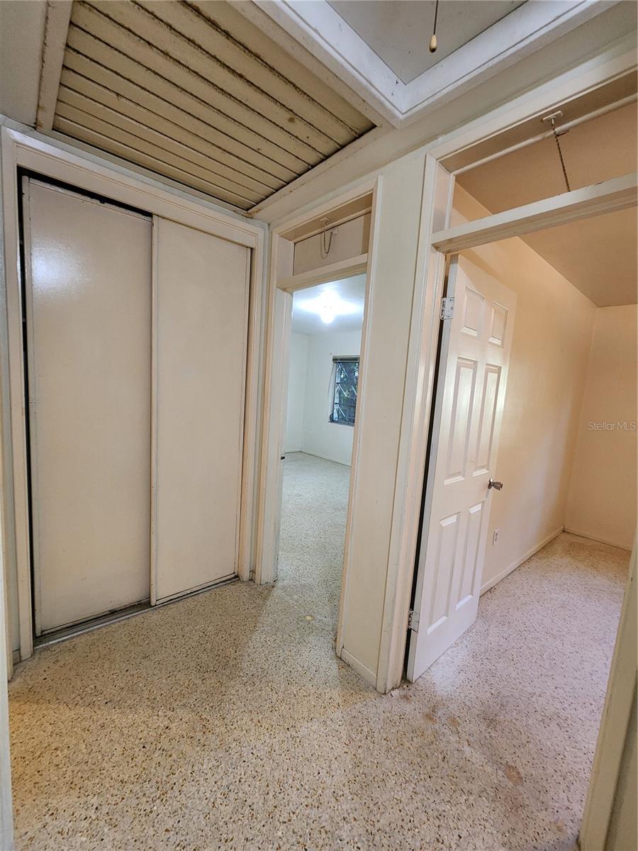 MASON MANOR - Residential Lease