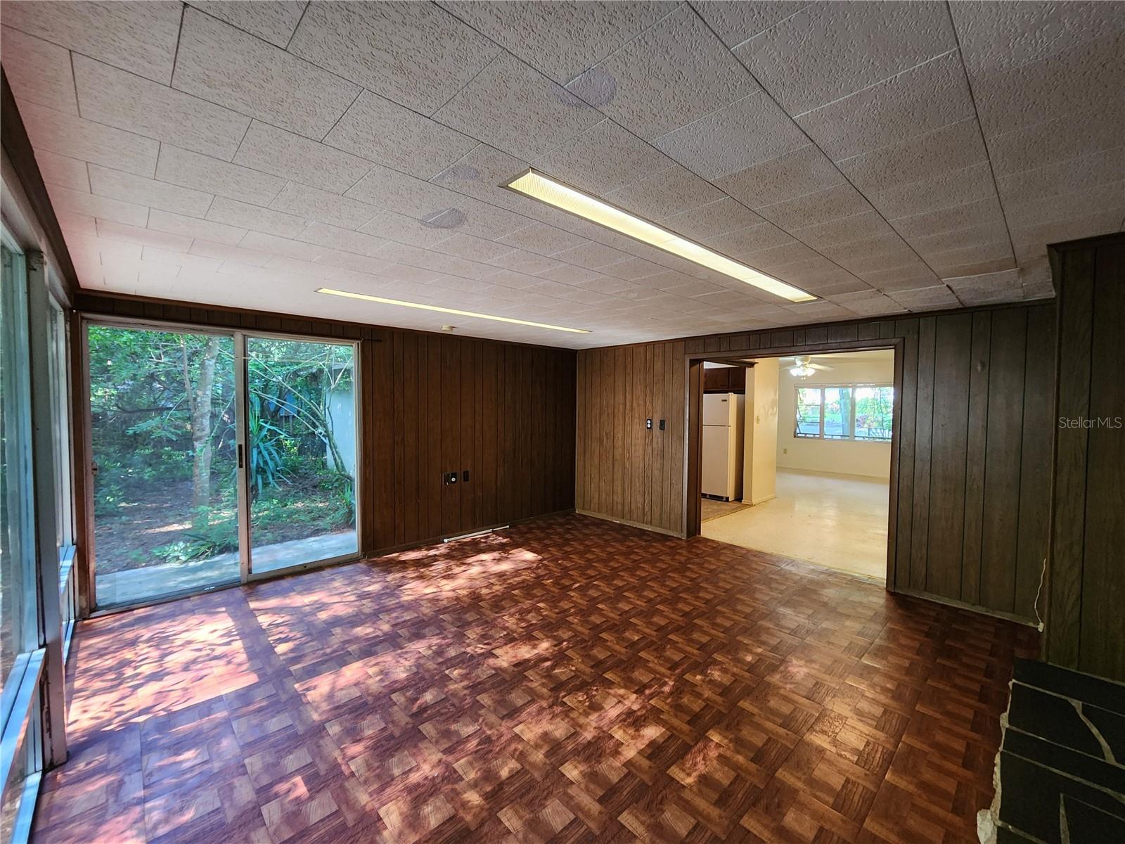 MASON MANOR - Residential Lease