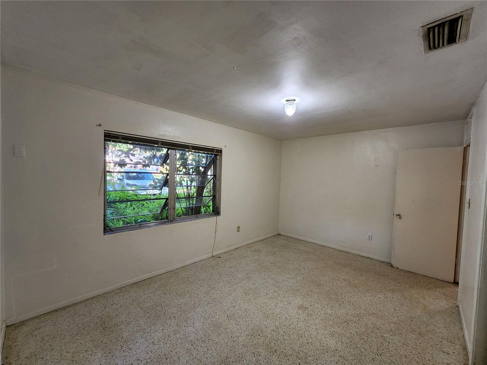 MASON MANOR - Residential Lease