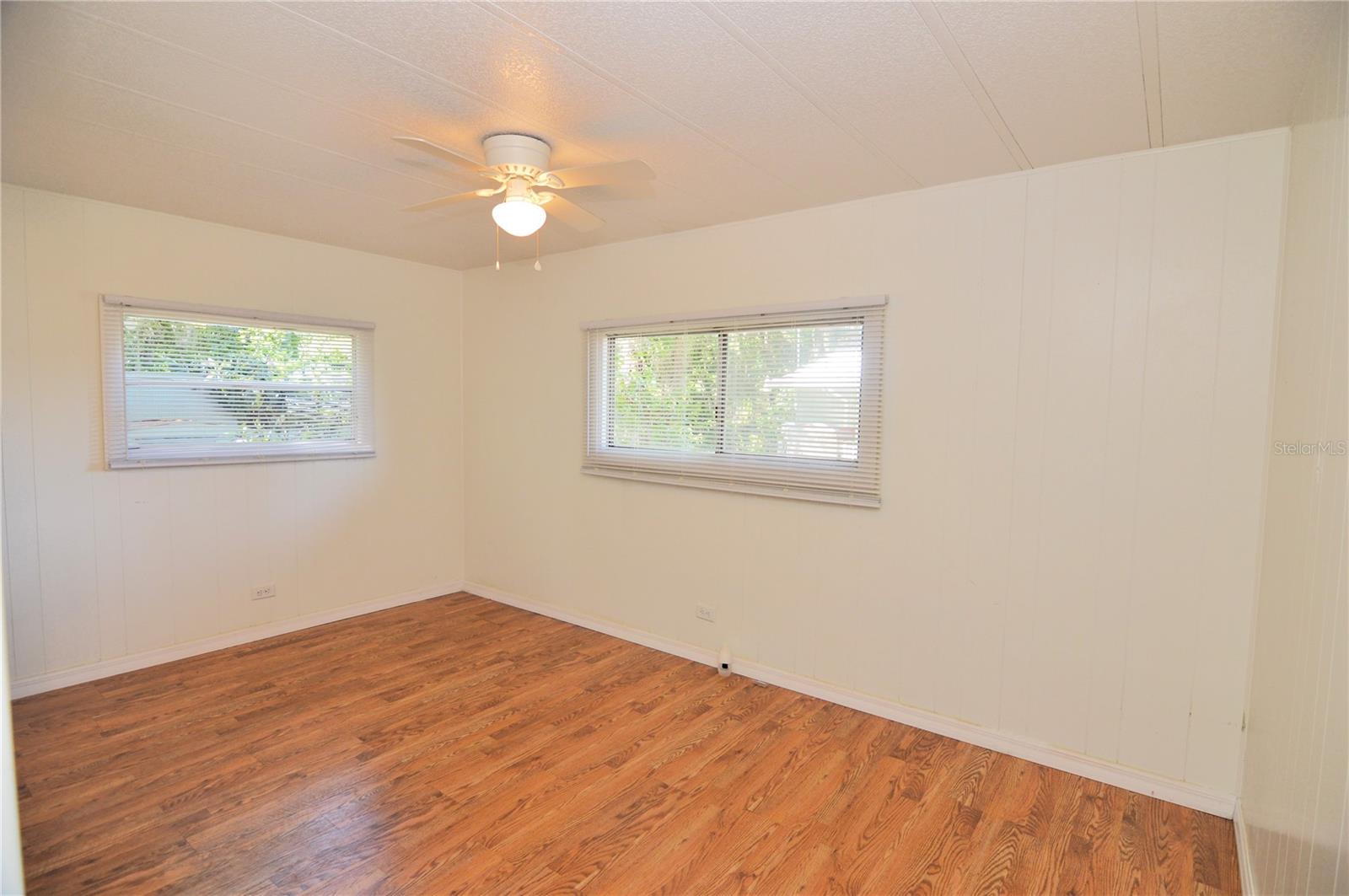 SHADY OAKS MOBILE MODULAR ESTATES - Residential