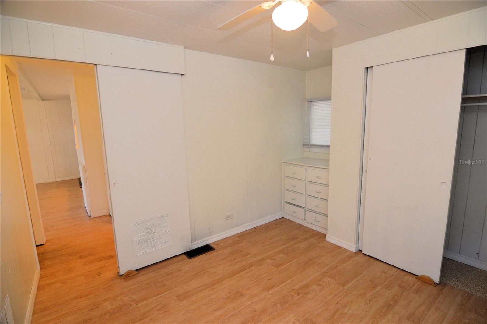 SHADY OAKS MOBILE MODULAR ESTATES - Residential