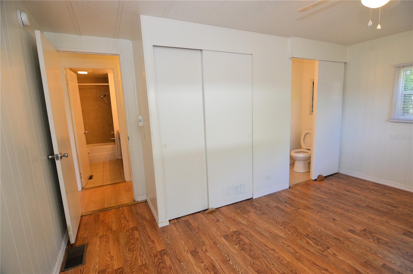 SHADY OAKS MOBILE MODULAR ESTATES - Residential