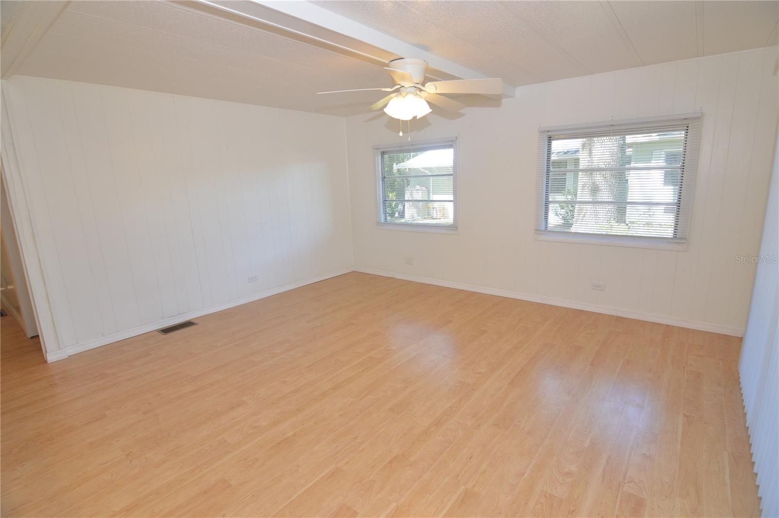 SHADY OAKS MOBILE MODULAR ESTATES - Residential