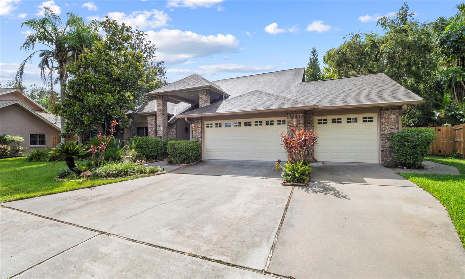 16115 CARDEN DRIVE