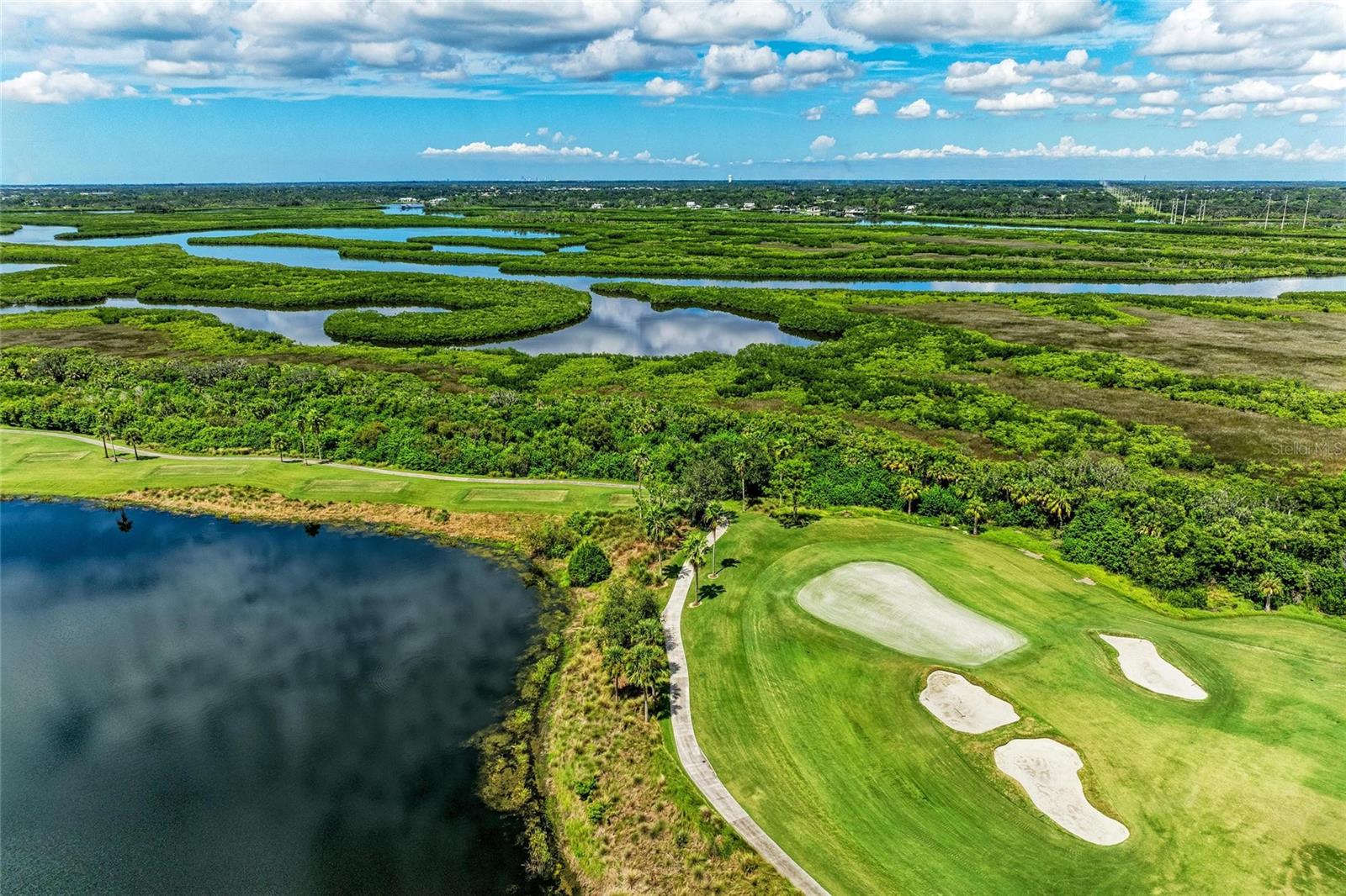 RIVER STRAND - Residential