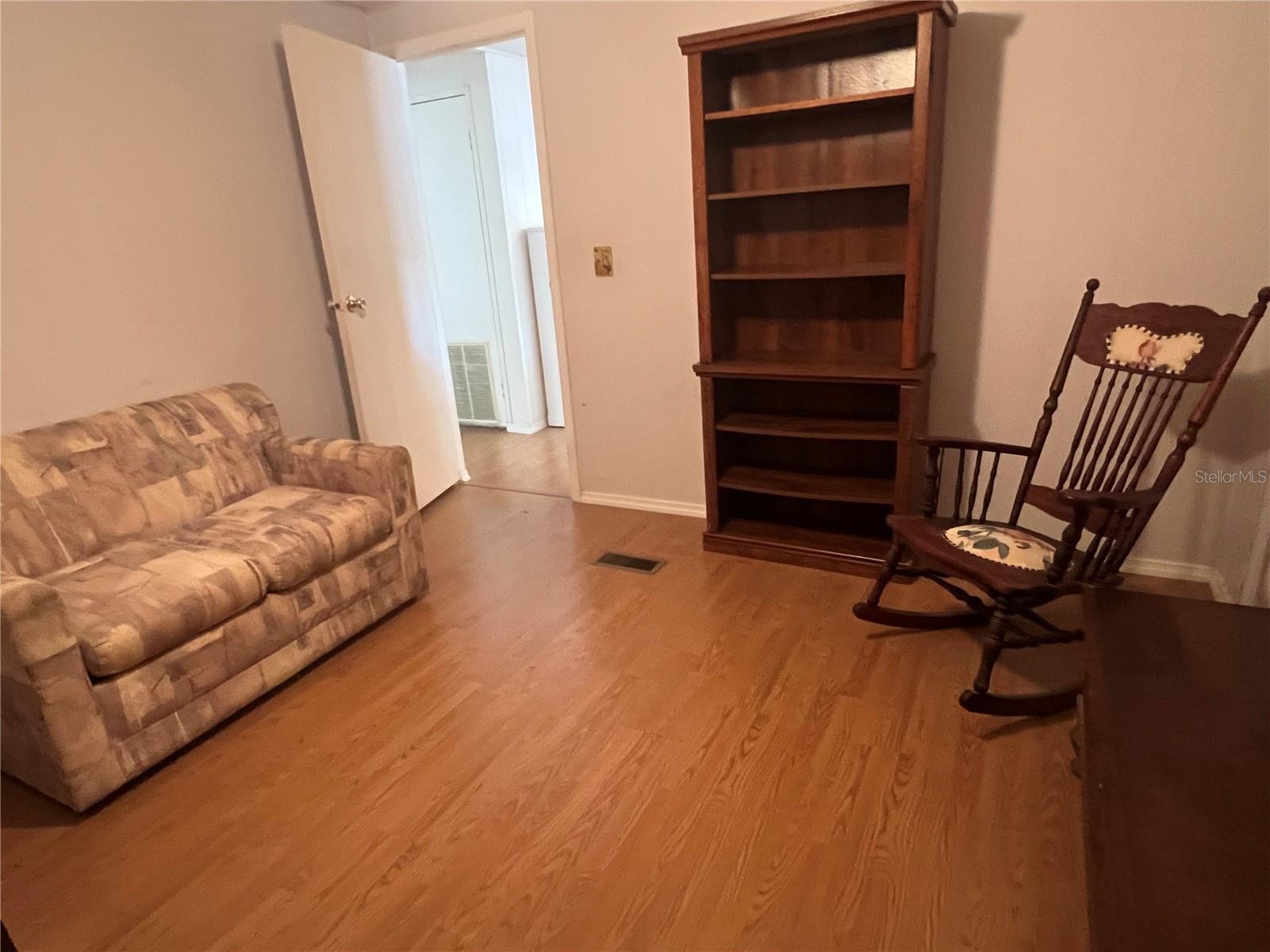 VENETIAN ESTATES - Residential