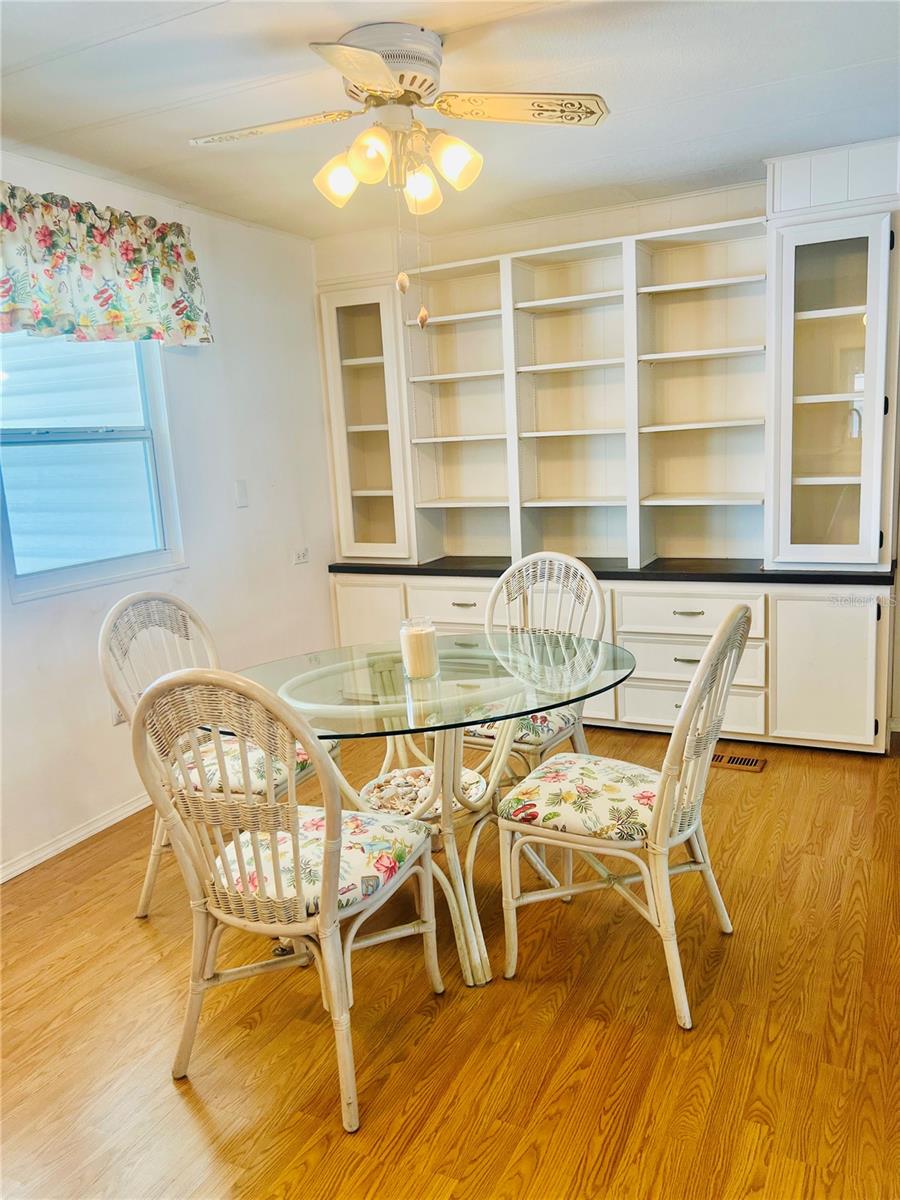 VENETIAN ESTATES - Residential