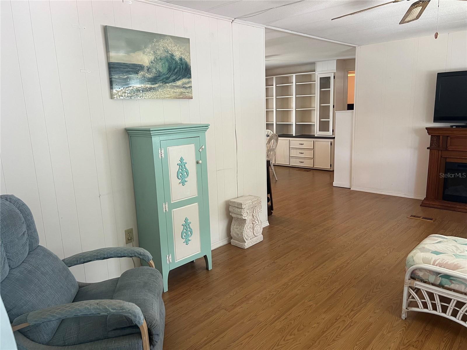 VENETIAN ESTATES - Residential