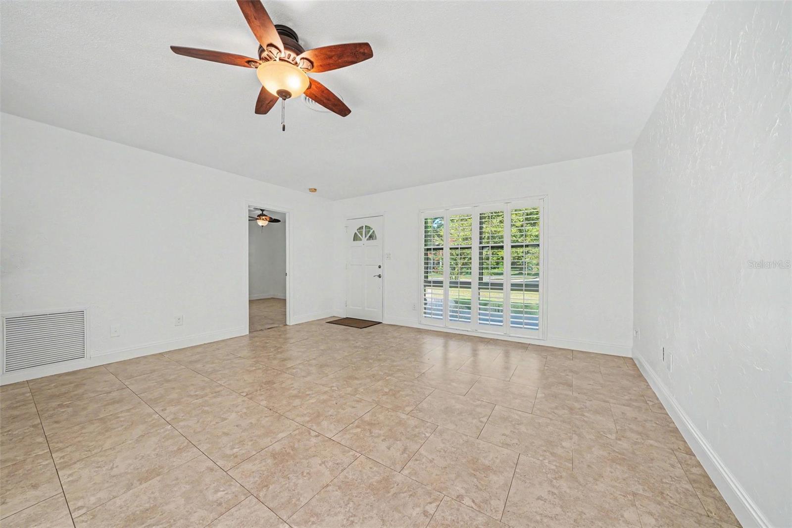624 FITZWALTER DRIVE