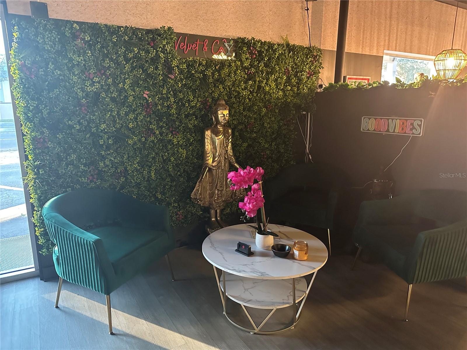 4516 S DALE MABRY HIGHWAY