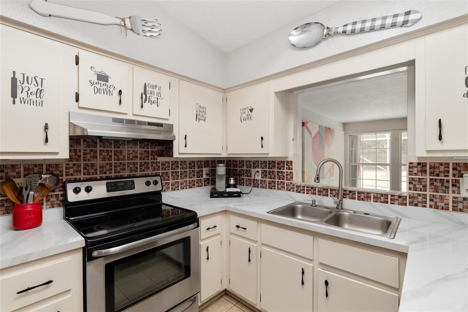 OCALA PARK ESTATE - Residential