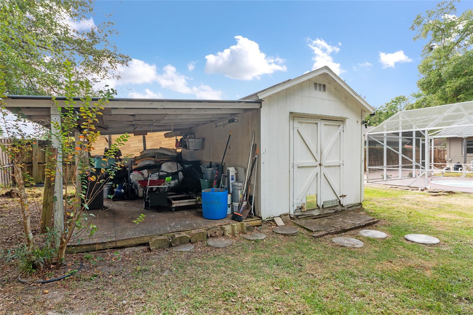 OCALA PARK ESTATE - Residential