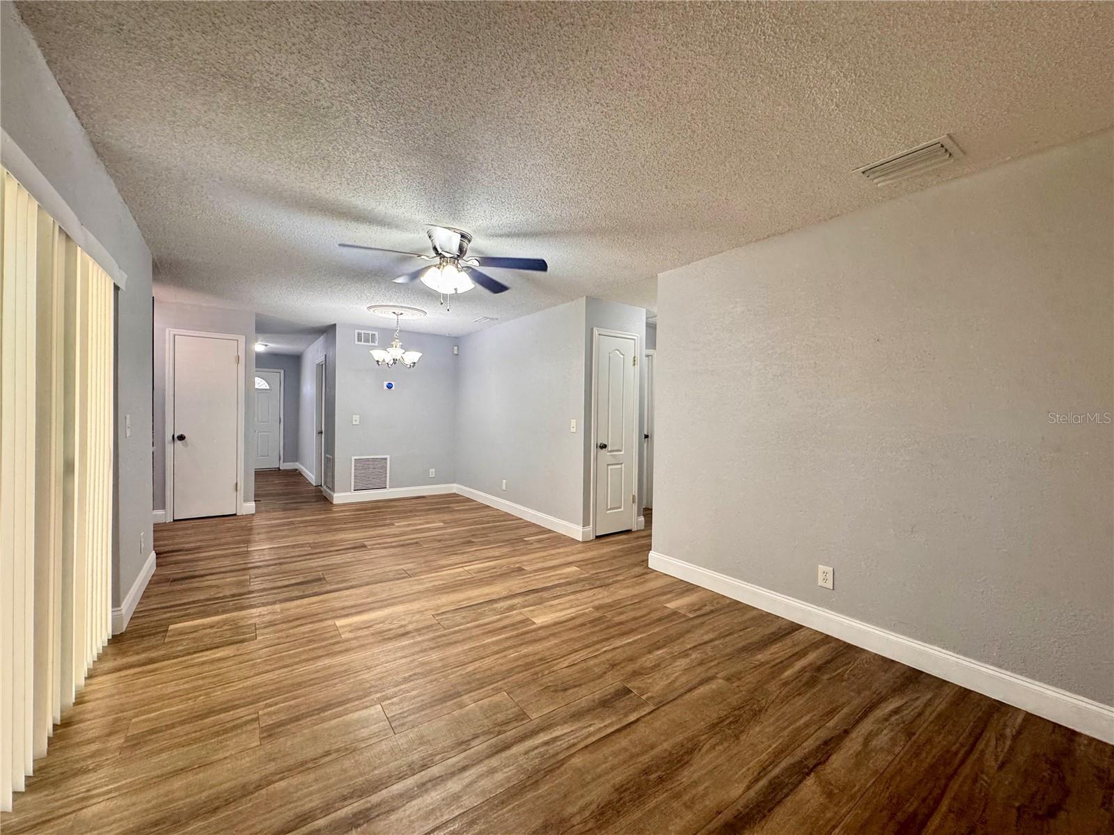 AMERICAN HERITAGE ESTATES - Residential Lease