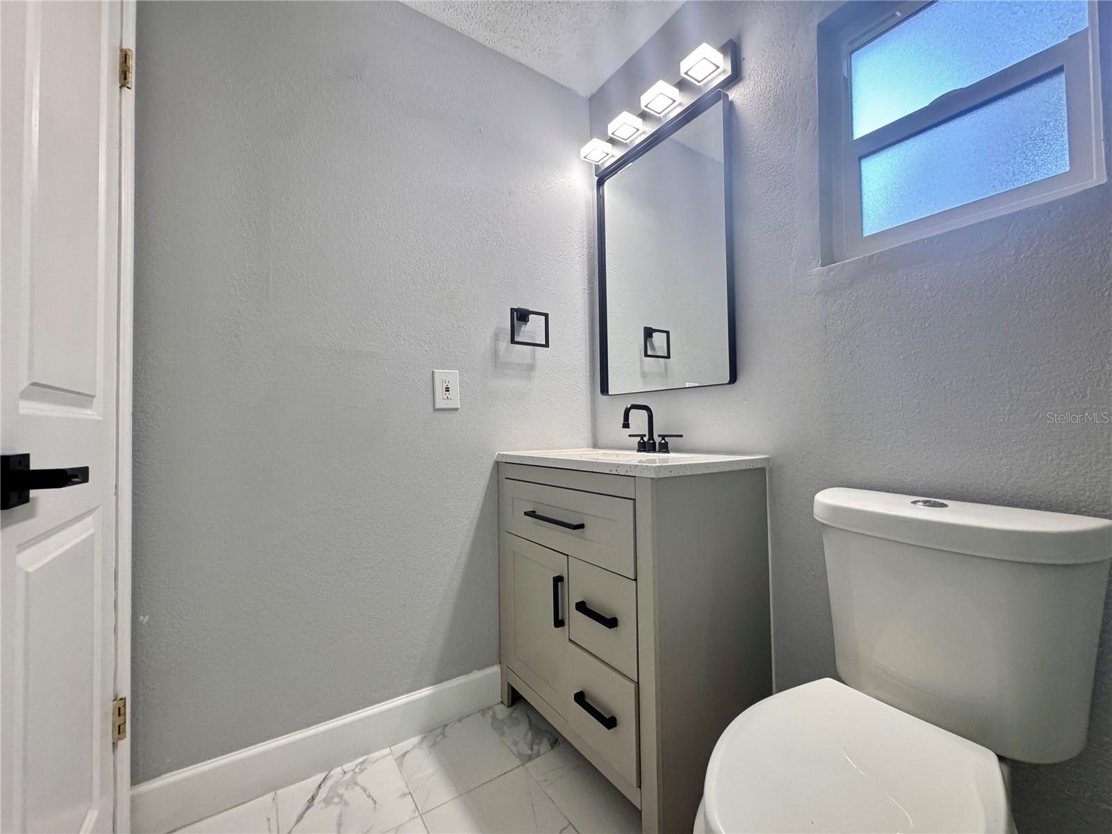 AMERICAN HERITAGE ESTATES - Residential Lease