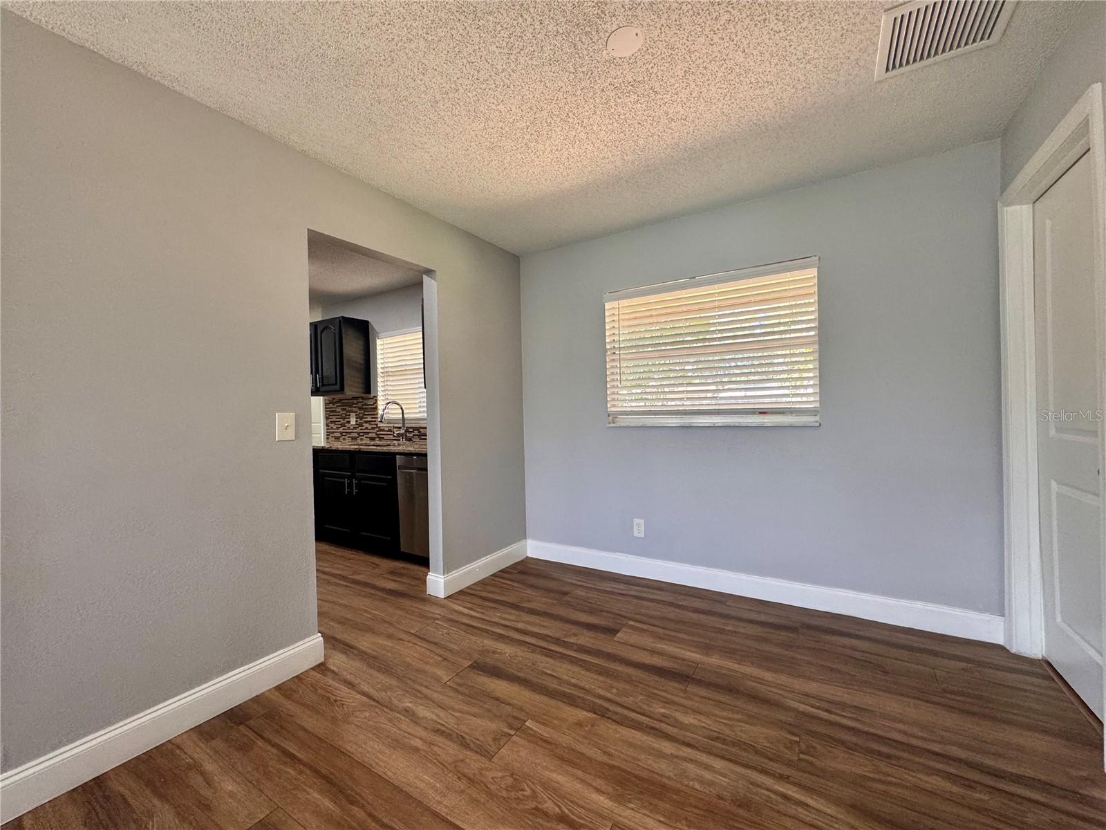 AMERICAN HERITAGE ESTATES - Residential Lease