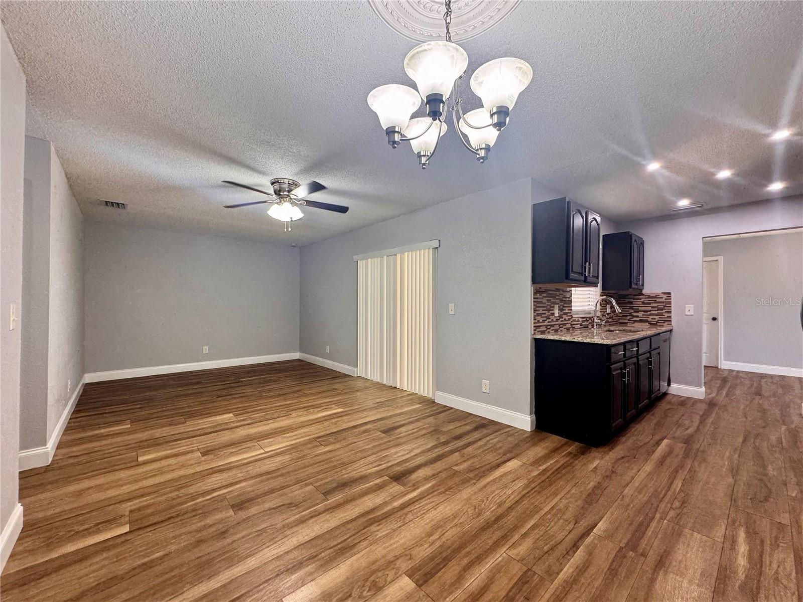 AMERICAN HERITAGE ESTATES - Residential Lease