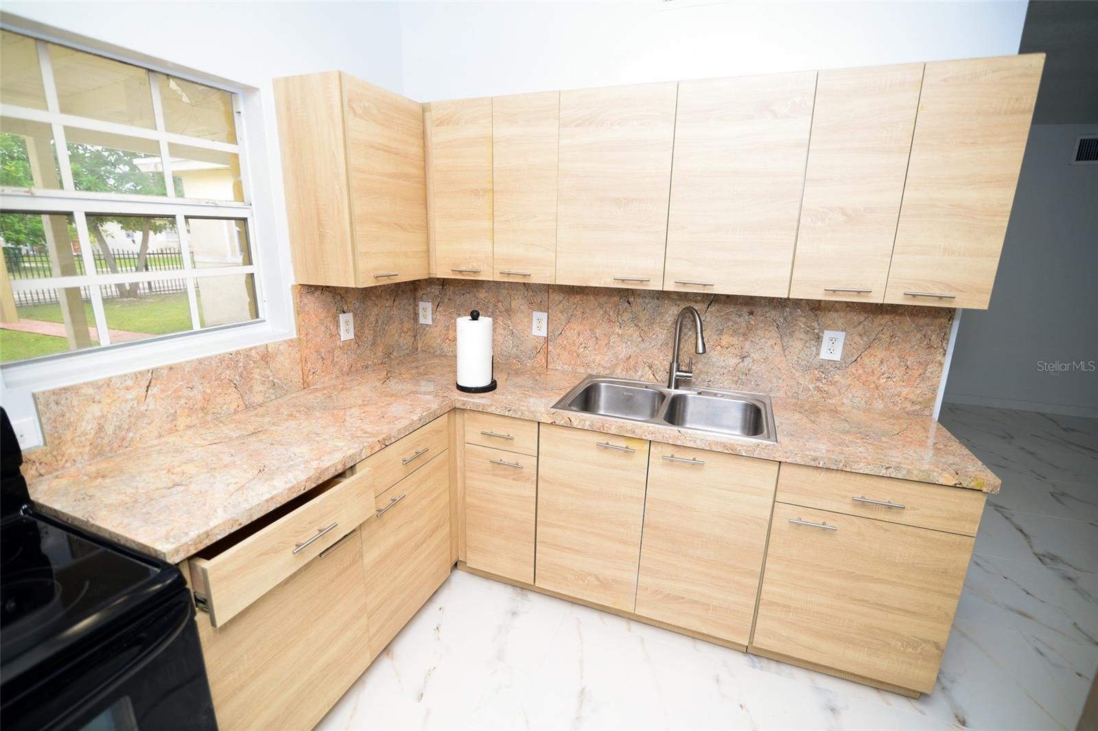 WEST MIAMI SHORES SEC B - Residential