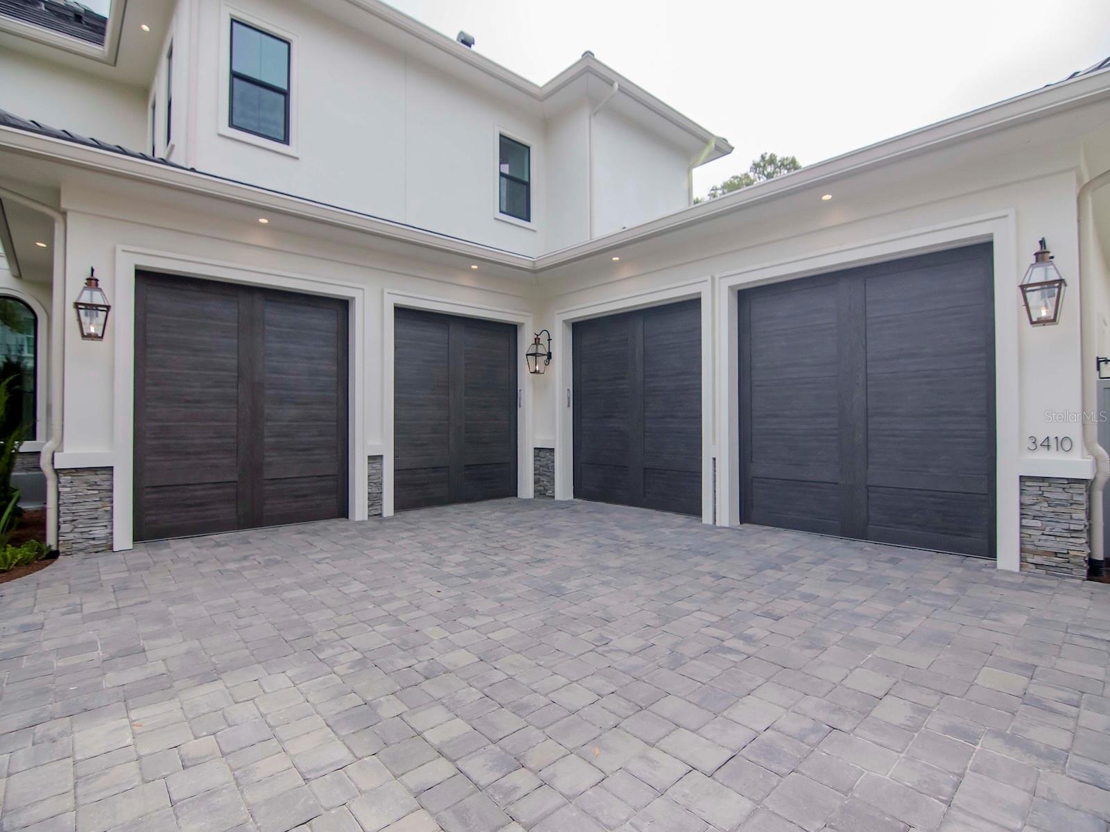 GOLF VIEW PLACE - Residential