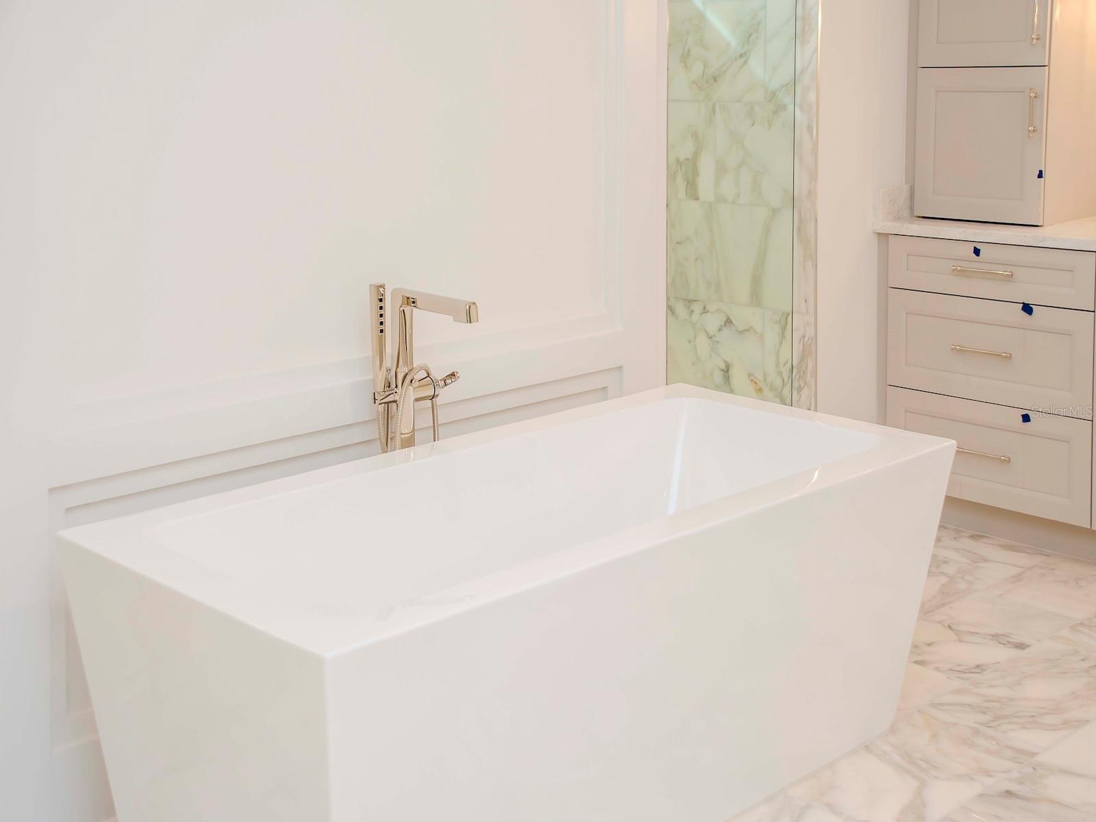 GOLF VIEW PLACE - Residential