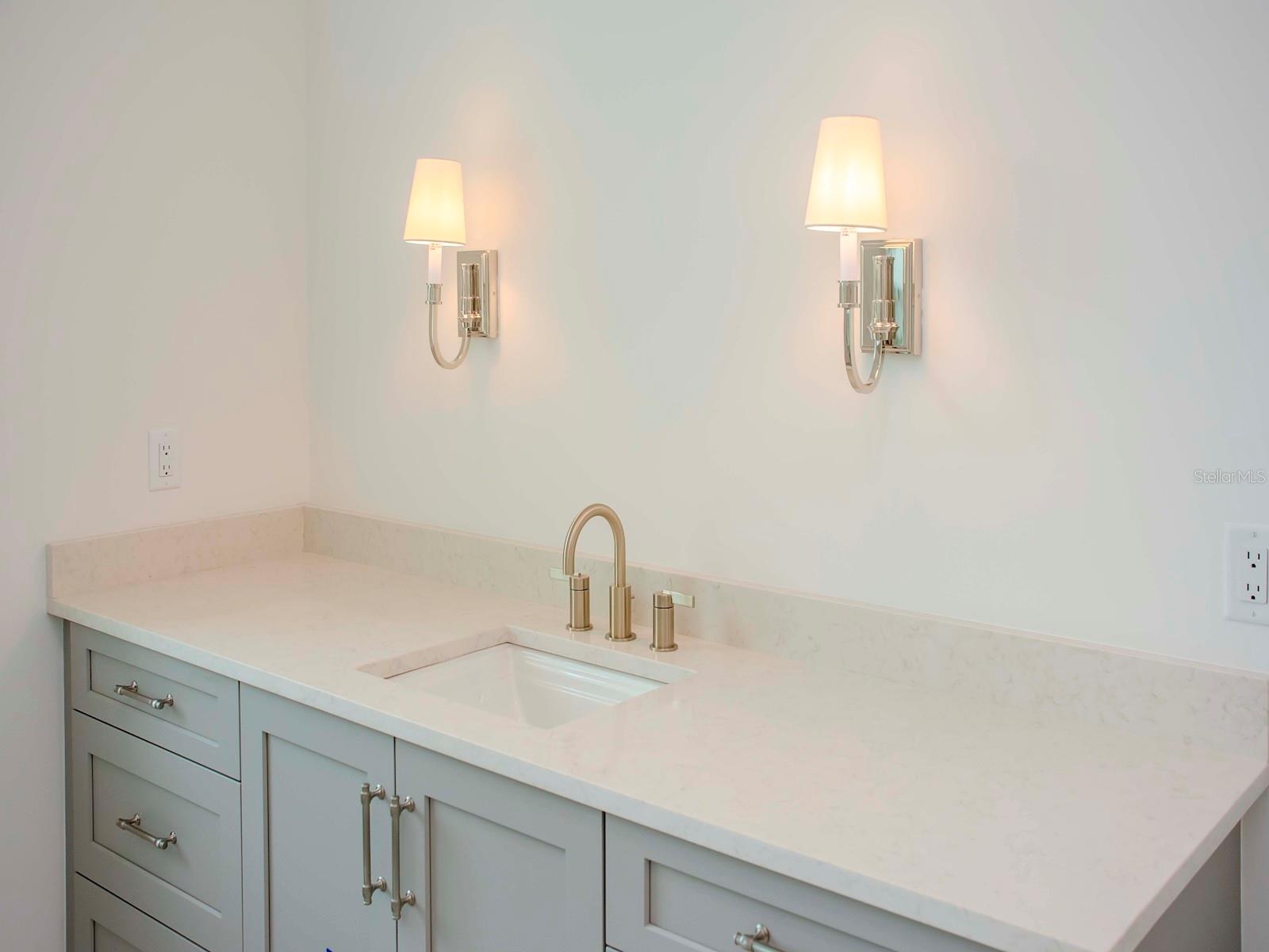 GOLF VIEW PLACE - Residential