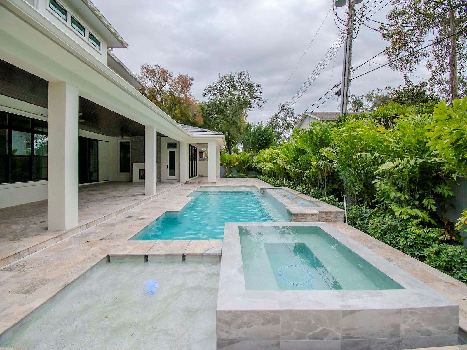 GOLF VIEW PLACE - Residential