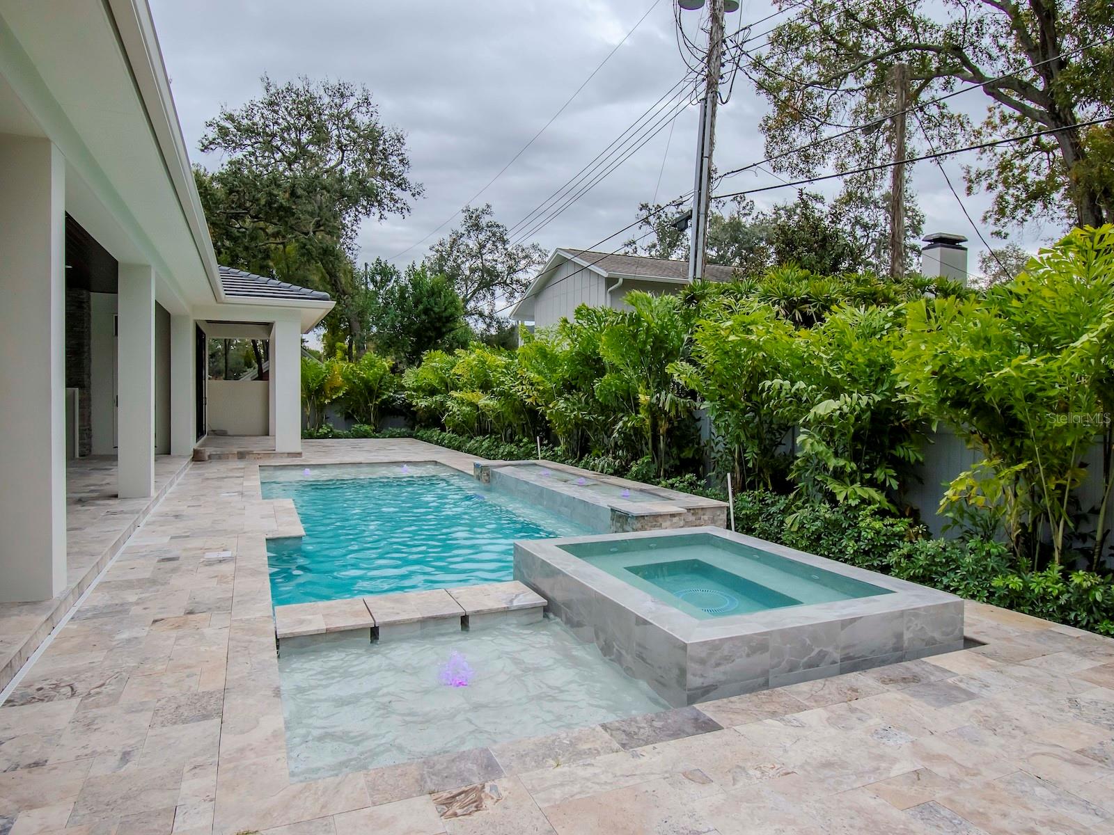 GOLF VIEW PLACE - Residential